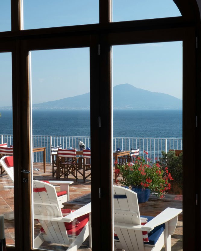 Vista del Vesuvio da Sorrento